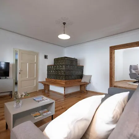 Apartment Meznarija *