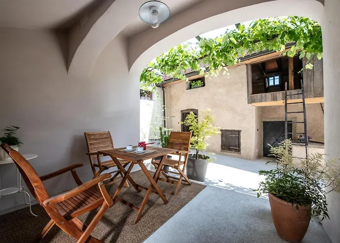 Meznarija Radovljica